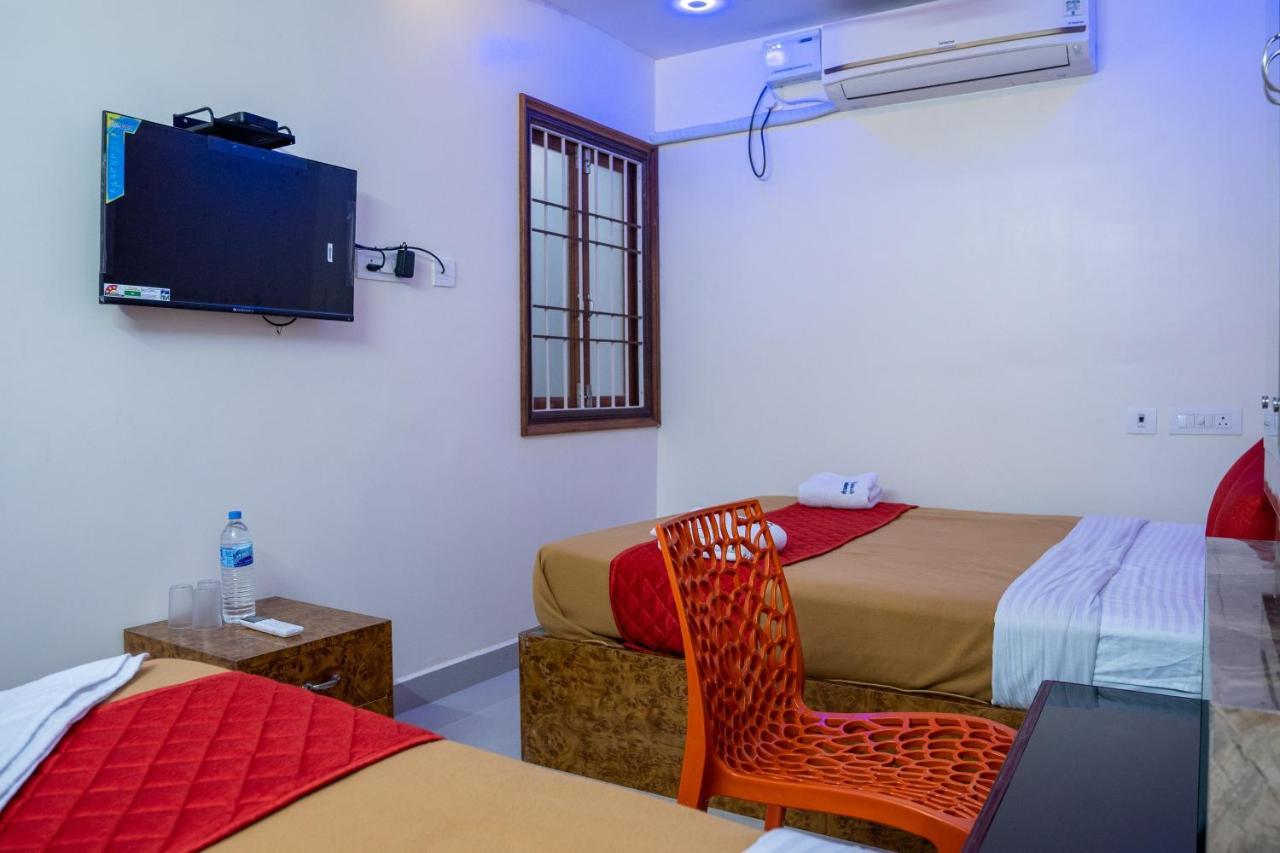 Le Suresh Guest House Puducherry Exterior foto