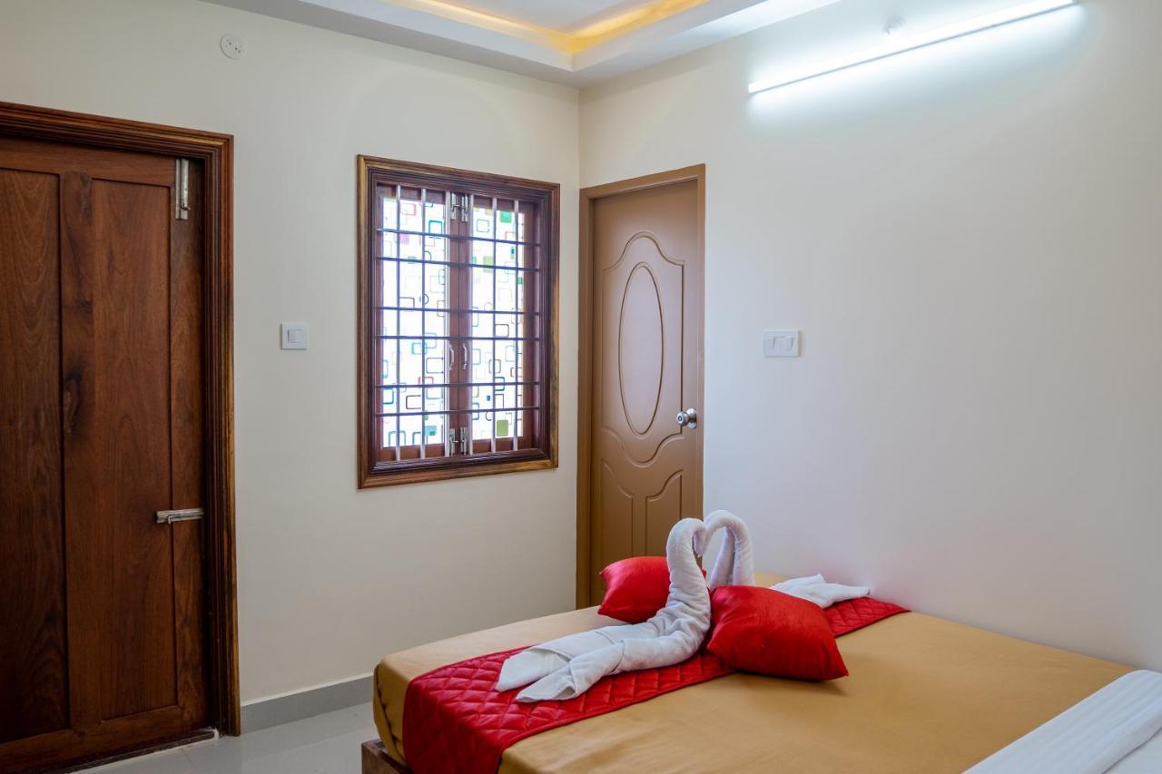 Le Suresh Guest House Puducherry Exterior foto