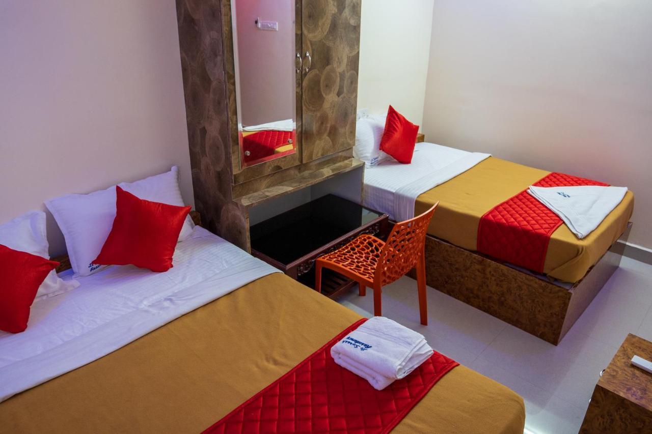 Le Suresh Guest House Puducherry Exterior foto
